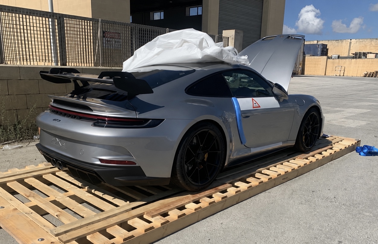 Luxury Saloon export